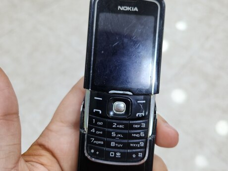 Nokia 8600 Luna Black