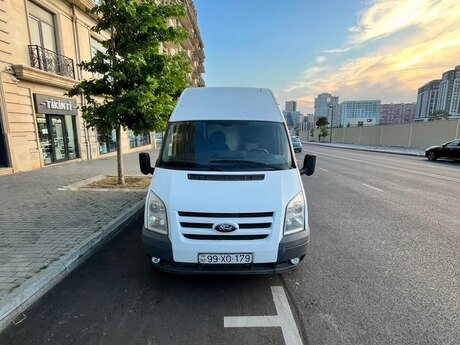 Ford Transit, 2011 il Ford Transit, 2011 il