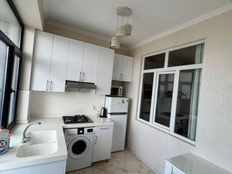 Qara Qarayevdə 2 otaqlı yeni tikili mənzil kirayə verilir, 120 m², 130 AZN/ay, şəkil 2 / 6