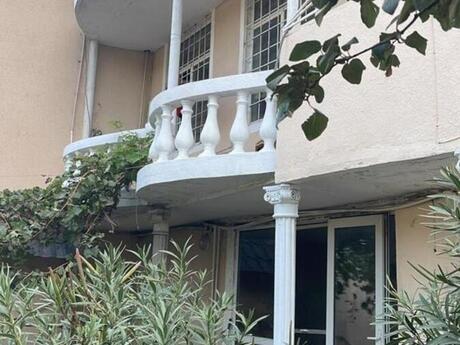 Villa kirayə verilir, Keşlə qəs. Villa kirayə verilir, Keşlə qəs.