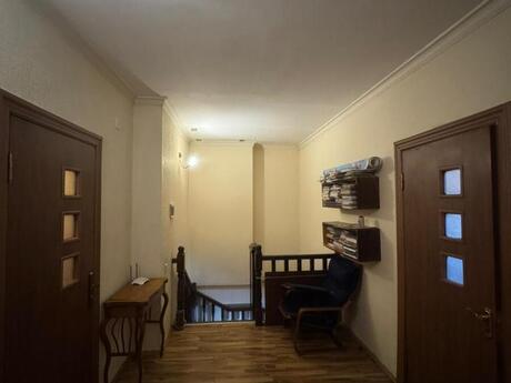 4 otaq · 185 m² · 11/11 mərtəbə, 20 Yanvar