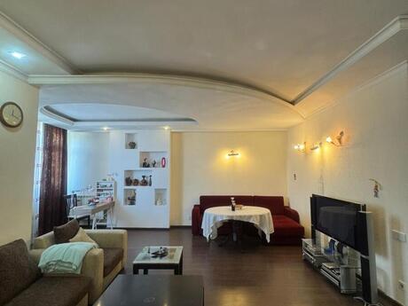 20 Yanvarda 4 otaqlı yeni tikili mənzil satılır, 185 m², 320 000 AZN, şəkil 5 / 12