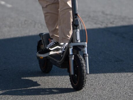 Elektrikli skuter "Xiaomi Scooter 6 Pro"