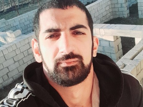 Fəhlə işi axtarıram