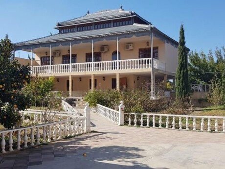 Həyət evi, Novxanı qəs.