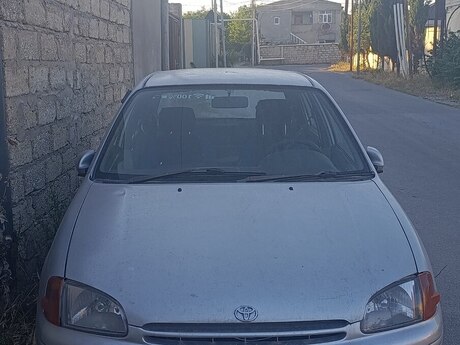 Toyota Starlet, 1998 il