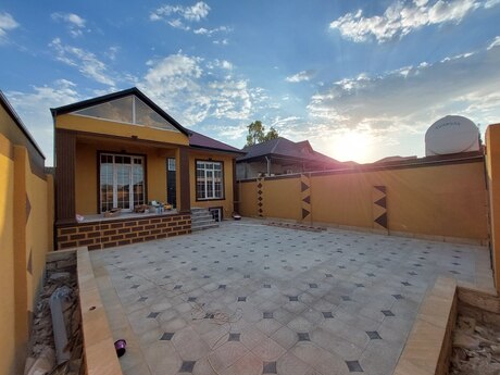 Hövsanda 4 otaqlı həyət evi satılır, 250 m², 120 000 AZN, şəkil 2 / 12