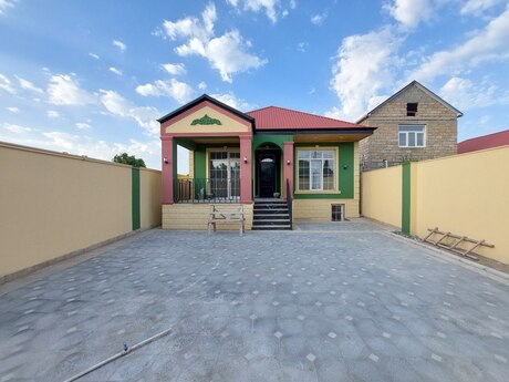 4 otaq · 250 m² · 1/1 mərtəbə, Hövsan