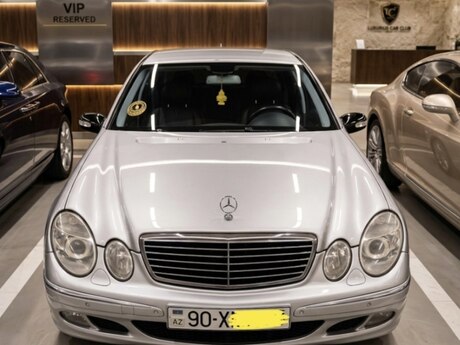Mercedes E 240, 2002 il