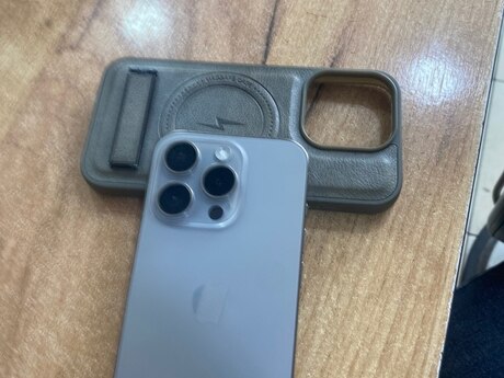 Apple iPhone 15 Pro Natural Titanium 256GB/8GB