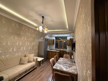 3-otaqlı yeni tikili kirayə verilir, Bakıxanov qəs., 90 m² 3-otaqlı yeni tikili kirayə verilir, Bakıxanov qəs., 90 m²