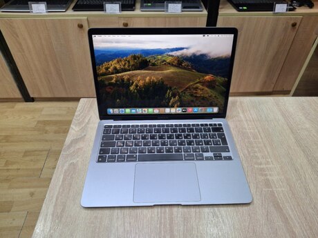 Apple Macbook M1 Air 8GB 256GB SSD Apple Macbook M1 Air 8GB 256GB SSD