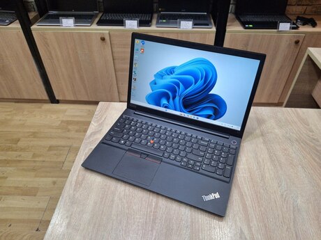 Lenovo Thinkpad E15 i7 