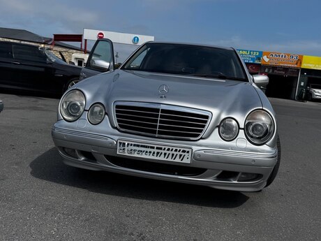 Mercedes E 320, 1999 il