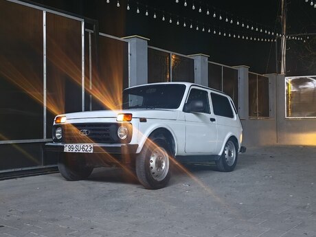 LADA (VAZ) Niva, 2003 il LADA (VAZ) Niva, 2003 il