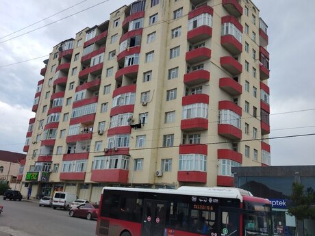 2-otaqlı yeni tikili, Gəncə ş., 75 m²