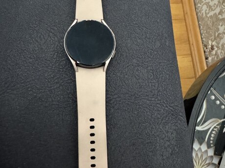 Samsung Galaxy Watch 4 Pink Gold 40mm Samsung Galaxy Watch 4 Pink Gold 40mm