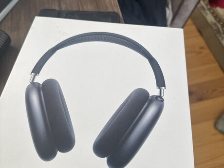 AirPods Max