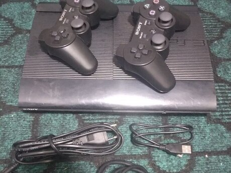PlayStation 3 Super Slim 500GB