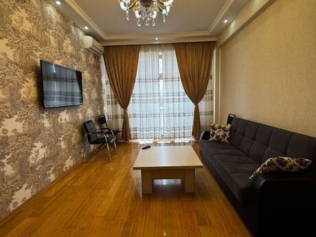 1-otaqlı yeni tikili kirayə verilir, S. S. Axundov küç. 10, 50 m² 1-otaqlı yeni tikili kirayə verilir, S. S. Axundov küç. 10, 50 m²