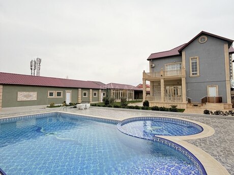 Bağ evi kirayə verilir, Novxanı qəs.