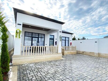 Həyət evi, Novxanı qəs.