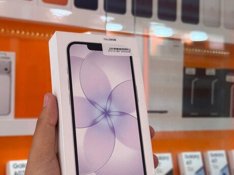 Apple iPhone 17e White 256GB/8GB