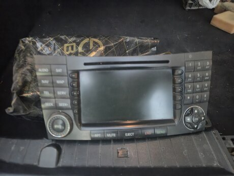Mercedes-Benz W211 audio sistemi Mercedes-Benz W211 audio sistemi