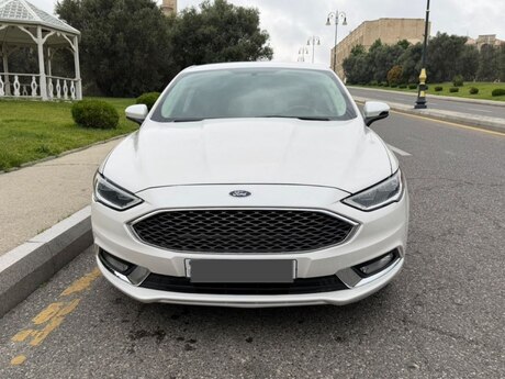 Ford Fusion, 2018 il Ford Fusion, 2018 il