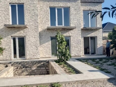 5 otaq · 140 m² · 1/1 mərtəbə, Qala