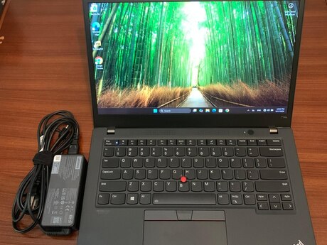 Lenovo ThinkPad T14s Gen 2 i7-1185G7 Lenovo ThinkPad T14s Gen 2 i7-1185G7