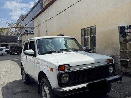 LADA (VAZ) Niva, 2013 il LADA (VAZ) Niva, 2013 il