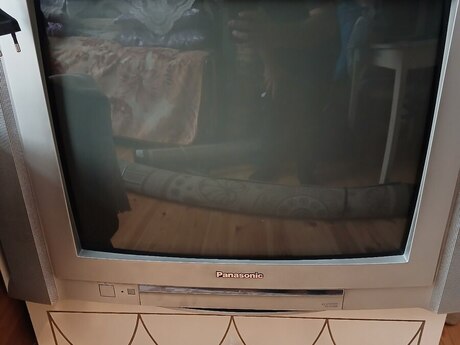 Televizor "Panasonic" Televizor "Panasonic"