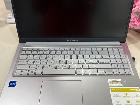 Asus noutbuku
