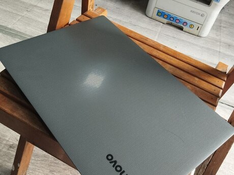 Noutbuk Lenovo 