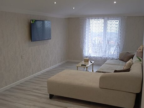 2-otaqlı yeni tikili kirayə verilir, Qusar r., 95 m²