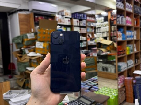 Apple iPhone 13 Midnight 128GB/4GB
