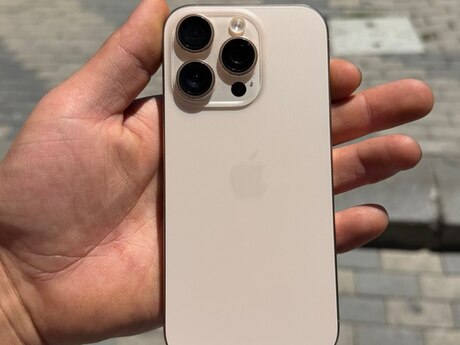 Apple iPhone 16 Pro Desert Titanium 256GB/8GB