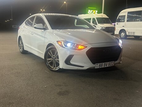 Hyundai Elantra, 2018 il icarəsi Hyundai Elantra, 2018 il icarəsi