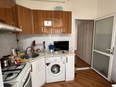 Yasamalda 2 otaqlı köhnə tikili mənzil satılır, 55 m², 220 000 AZN, şəkil 5 / 12