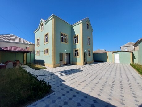 7 rooms · 500 m²
