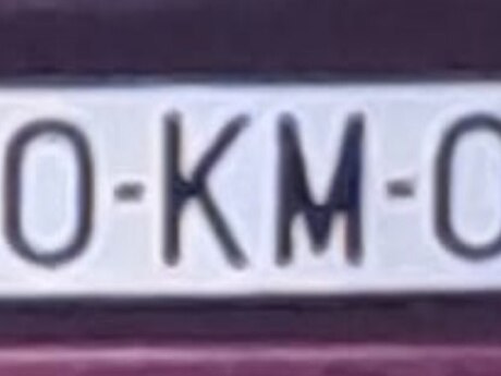 Avtomobil qeydiyyat nişanı - 10-KM-026