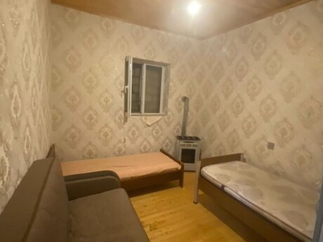 Binədə 3 otaqlı həyət evi kirayə verilir, 65 m², 300 AZN/ay, şəkil 2 / 5