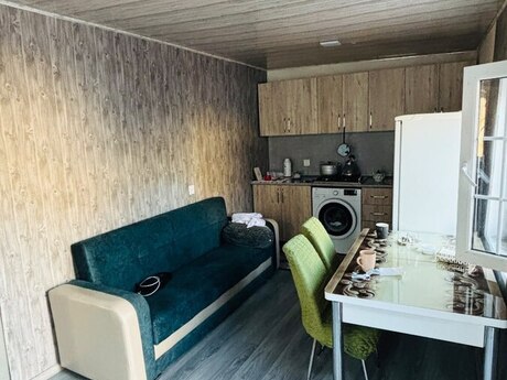 Həyət evi, Şağan qəs. Həyət evi, Şağan qəs.