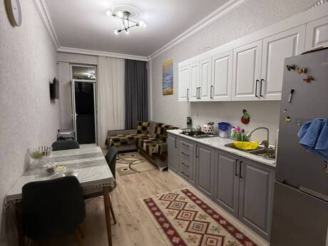 2-otaqlı yeni tikili, Saray qəs., 74 m² 2-otaqlı yeni tikili, Saray qəs., 74 m²