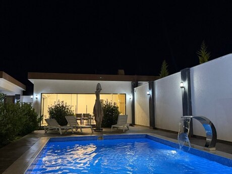 Mərdəkanda 4 otaqlı həyət evi kirayə verilir, 220 m², 3 500 AZN/ay, şəkil 5 / 12