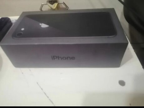 Apple iPhone 8 qutusu