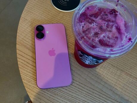 Apple iPhone 16 Pink 128GB/8GB