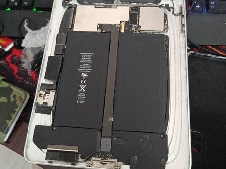 Apple iPad 3G 64GB ana platası, ekran şüəsi, batareyası 