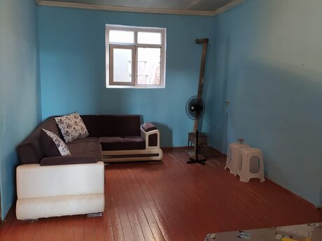 6 otaq · 140 m²
